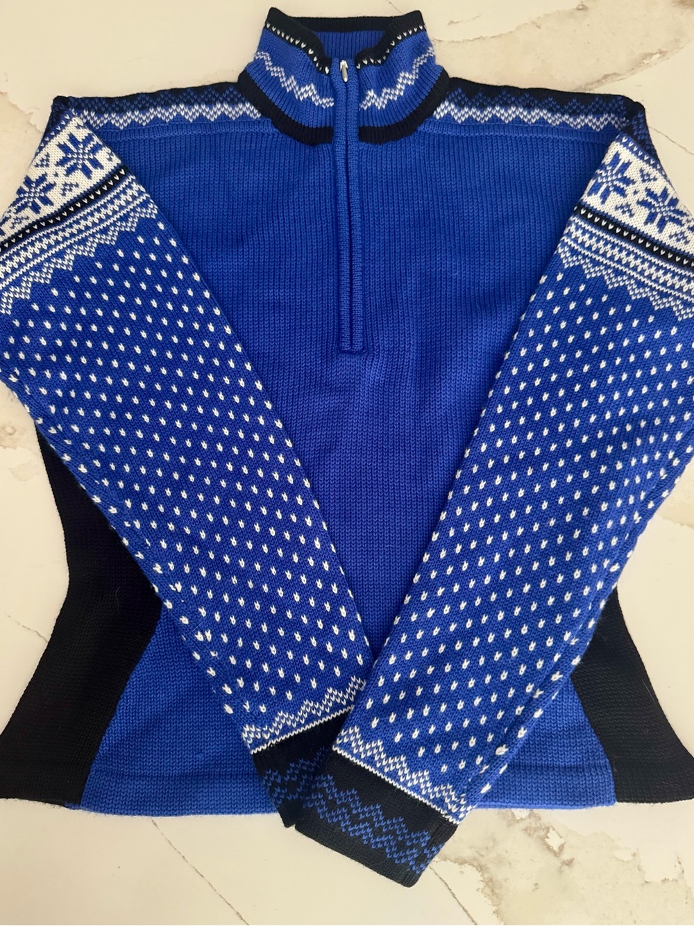Obermeyer Cobalt Blue Knit Sweater with Black Trim Size Medium Like NEW